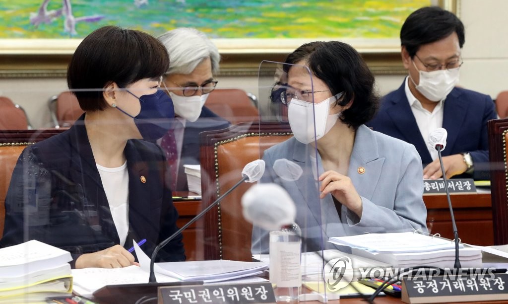 대화하는 국민권익위원장과 공정거래위원장