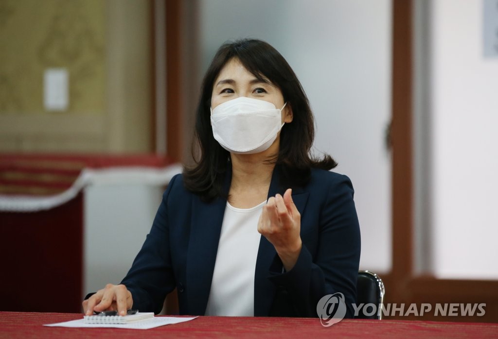 A file photo of Kim Hye-kyung, wife of the ruling party's presidential candidate Lee Jae-myung (Yonhap)