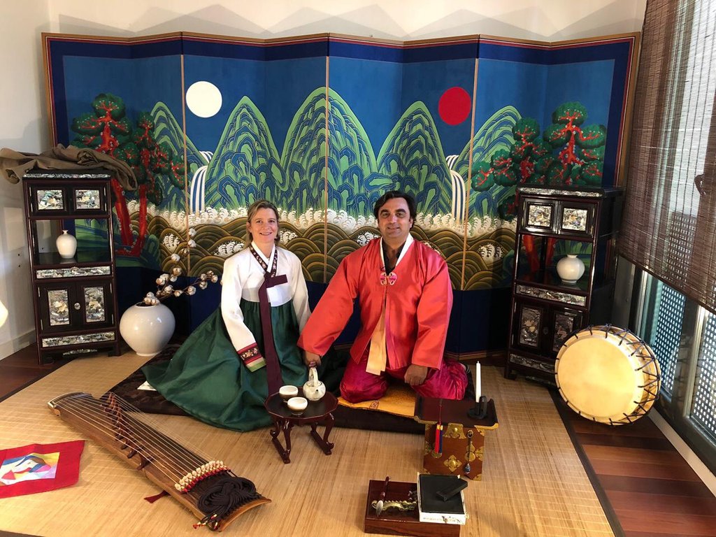 Experimentando una casa tradicional coreana en Madrid Experimentando una casa tradicional coreana en Madrid