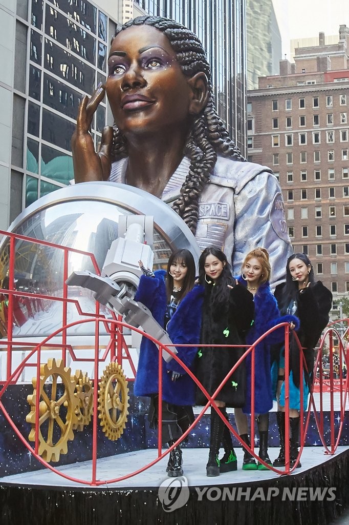 S. Korean girl group Aespa takes part in New York parade S. Korean girl group Aespa takes part in New York parade