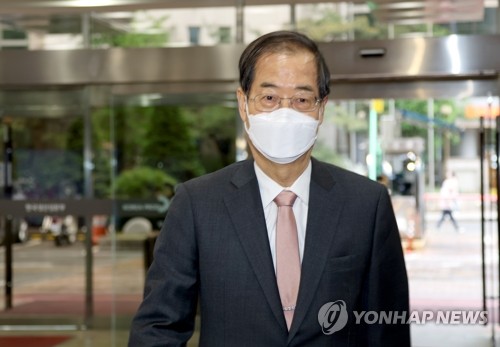 출근하는 한덕수 총리 후보자
