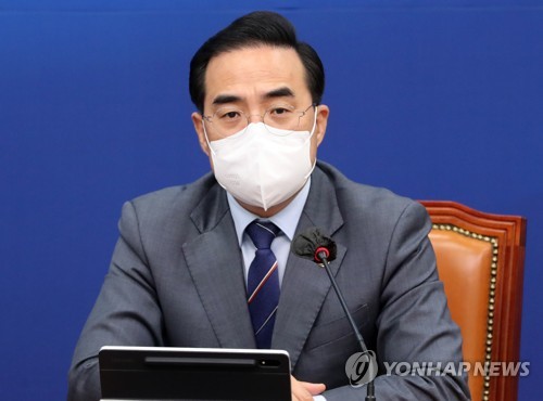 비대위에서 발언하는 박홍근 원내대표