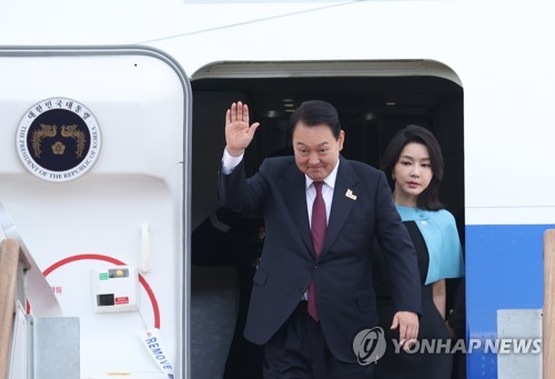 3박 5일간의 스페인 방문 마친 윤석열 대통령 내외