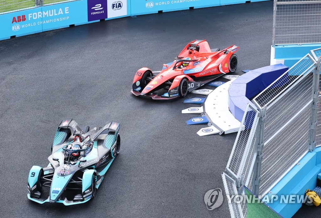 1위와 2위의 격차