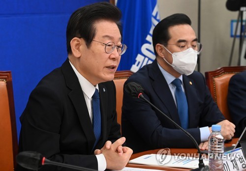 대전·세종 예산정책협의회에서 발언하는 이재명 대표
