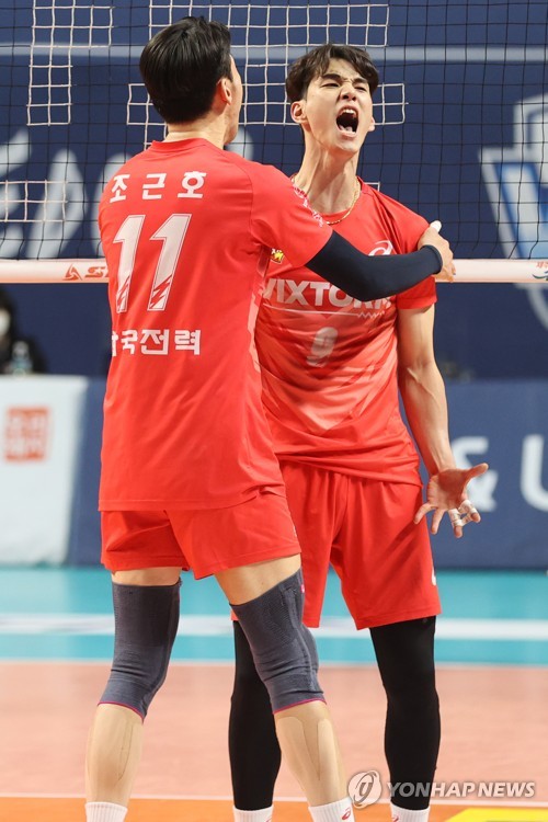 포효하는 임성진 '4세트는 나의 것'