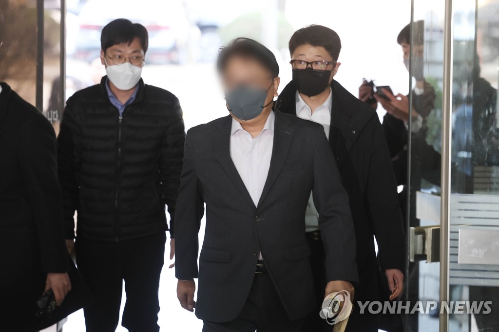 '백현동 로비' 김인섭 측근 영장실질심사