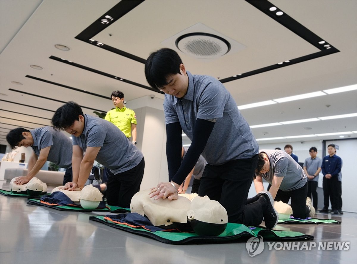 삼성전자서비스, 임직원 대상 응급처치 및 심폐소생술 실습 교육 실시