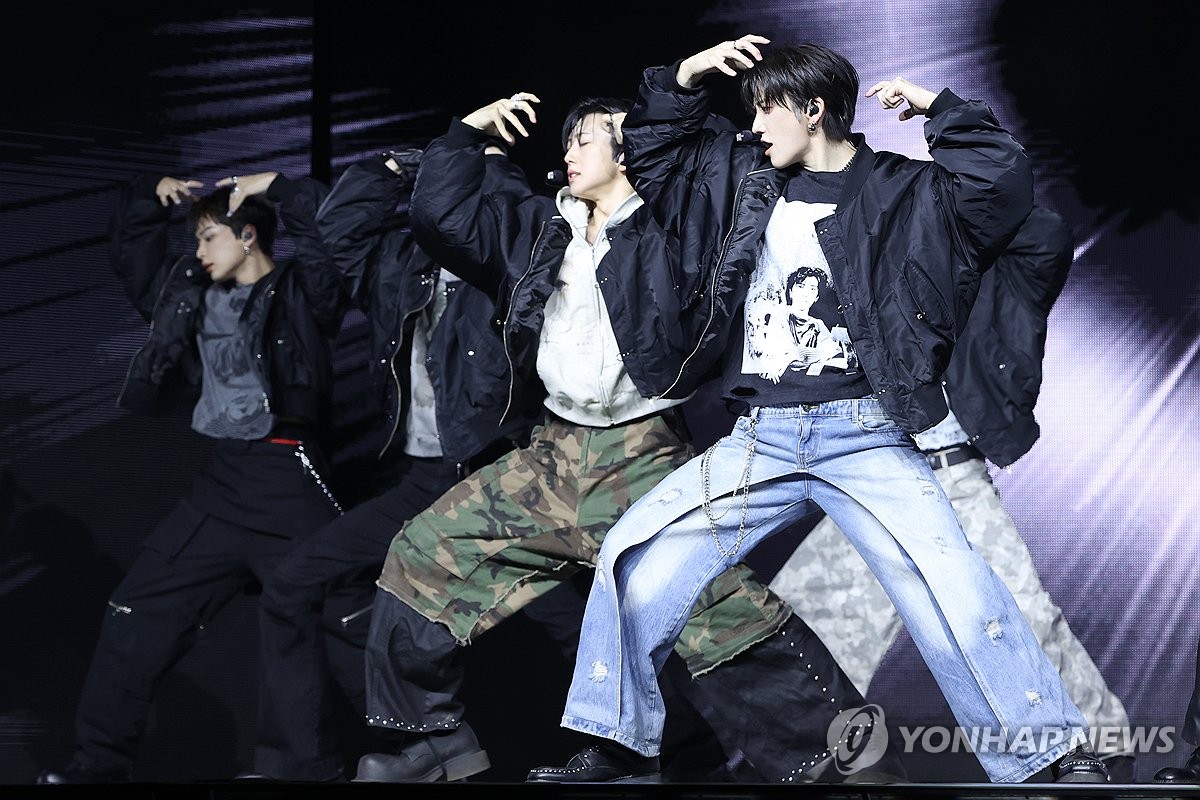 쇼케이스 선보이는 앤팀