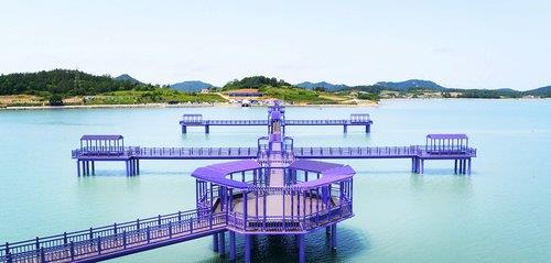 اختيار الجزيرة الأرجوانية بكوريا الجنوبية كواحدة من أفضل القرى السياحية لعام 2021 - 4