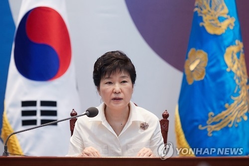 (LEAD) Park says N. Korean leader uncontrollable, calls for stronger U.S. extended deterrence