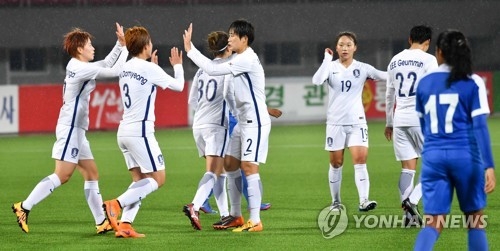 (LEAD) S. Korean women's football team wins Asian Cup qualifying opener in N. Korea