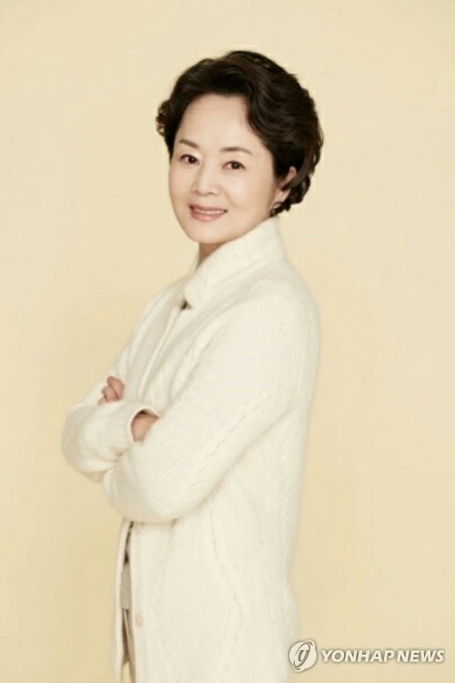 Actress Kim Young-ae dies of pancreatic cancer at 65