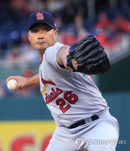 (LEAD) Cardinals' Oh Seung-hwan tosses 1st scoreless outing of season
