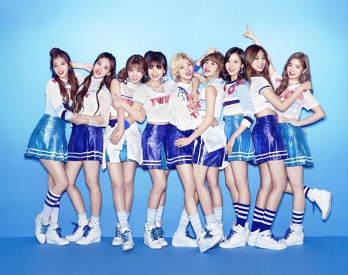 A publicity photo of K-pop band TWICE, courtesy of JYP Entertainment (Yonhap)