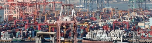 Containers await shipment in Busan, South Korea's largest sea port, in this undated file photo. (Yonhap)
