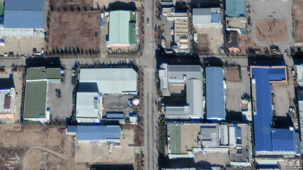 This DigitalGlobe satellite photo, captured from the homepage of VOA, shows the Kaesong Industrial Park. (Yonhap) 