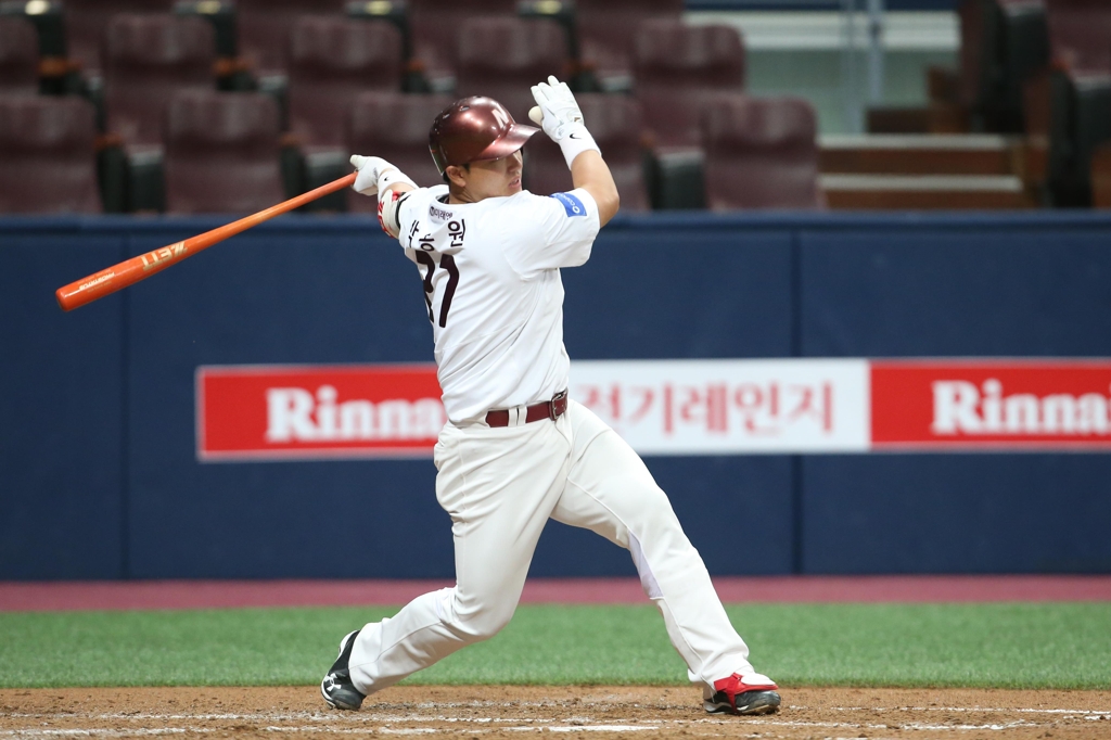 (LEAD) Nexen Heroes rally to defeat Hanwha Eagles on KBO Opening Day ...