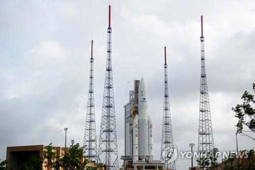 (LEAD) S. Korea's indigenous weather satellite successfully launched