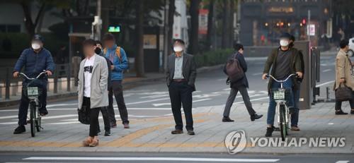  Gov't unveils tough anti-dust measures, as fine dust blankets much of Korea for 2nd day