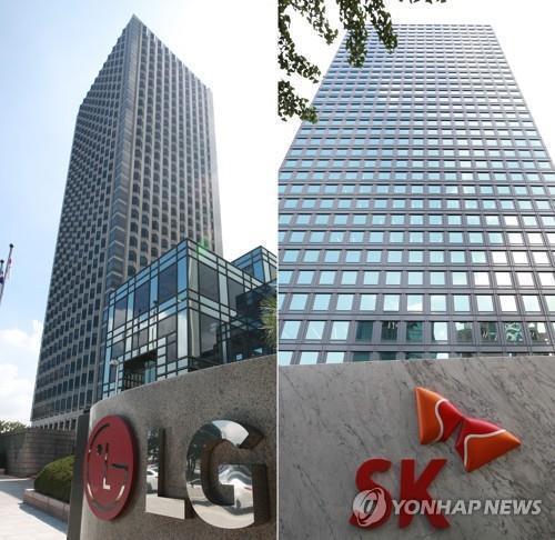 This composite image shows the headquarters of LG Chem Ltd. (L) and SK Innovation Co. in Seoul. (Yonhap)