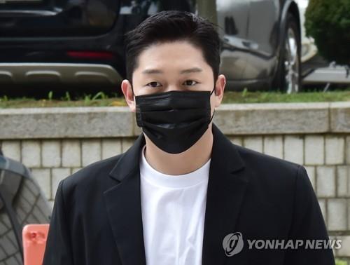 Top court affirms jail term for late K-pop star's ex-boyfriend over assault, blackmail