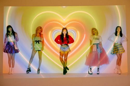 This photo, provided by SM Entertainment, shows K-pop girl group Red Velvet. (PHOTO NOT FOR SALE) (Yonhap)