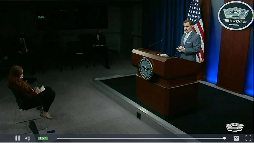 John Kirby (R), spokesman for the U.S. Department of Defense, is seen answering questions in a press briefing at the Pentagon in Washington on Sept. 30, 2021 in this image captured from the website of the Defense Department. (Yonhap)