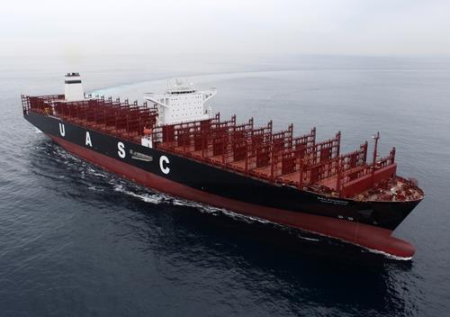 This file photo provided by Korea Shipbuilding & Offshore Engineering Co. (KSOE) on March 26, 2021, shows a 14,500-TEU container carrier built by Hyundai Heavy Industries Co. (PHOTO NOT FOR SALE) (Yonhap)