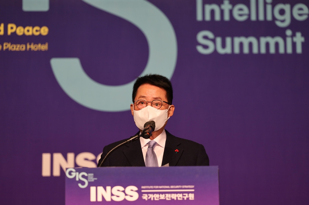 National Intelligence Service Director Park Jie-won speaks during a forum in Seoul on Dec. 13, 2021, in this photo provided by its organizer, the Institute for National Security Strategy. (PHOTO NOT FOR SALE) (Yonhap) 