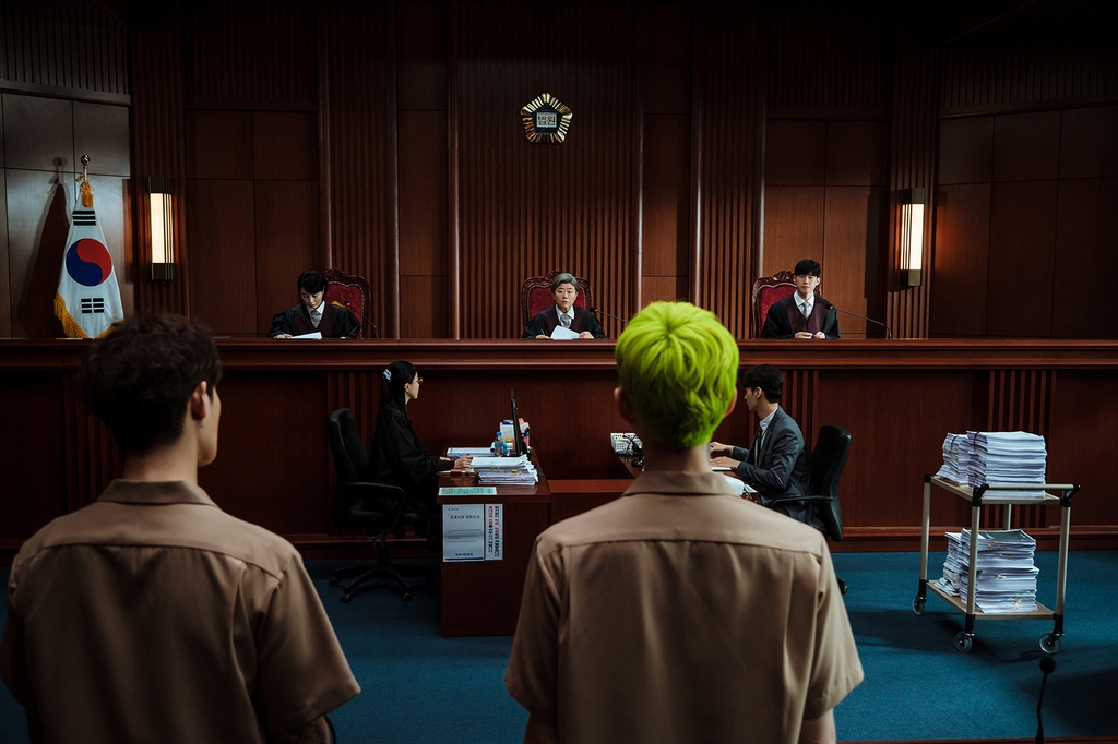 This image provided by Netflix shows a scene from "Juvenile Justice." (PHOTO NOT FOR SALE) (Yonhap)