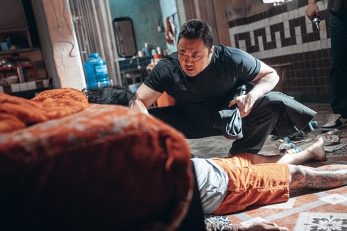 Ma Dong-seok revives popular crime cop in "The Roundup"