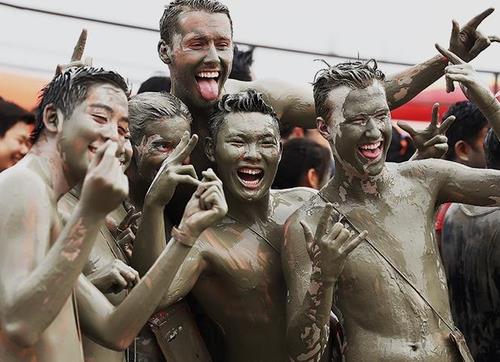 This image was captured from the homepage of the Boryeong Mud Festival. (PHOTO NOT FOR SALE) (Yonhap)