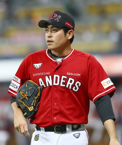 04th Aug, 2022. Baseball: Kiwoom Heroes vs. SSG Landers Yasiel Puig of the  Kiwoom Heroes celebrates after hitting a double during a Korea Baseball  Organization regular season game against the SSG Landers