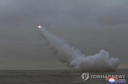 (LEAD) N. Korea fires 2 short-range ballistic missiles toward East Sea: S. Korean military