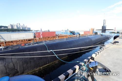 This photo, provided by the Defense Daily on July 19, 2023, shows the USS Kentucky nuclear ballistic missile submarine at a key naval base in Busan, 320 kilometers southeast of Seoul. (PHOTO NOT FOR SALE) (Yonhap)
