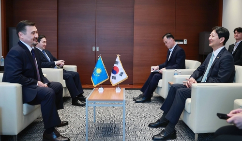 S. Korea, Kazakhstan discuss stronger trade, economic ties