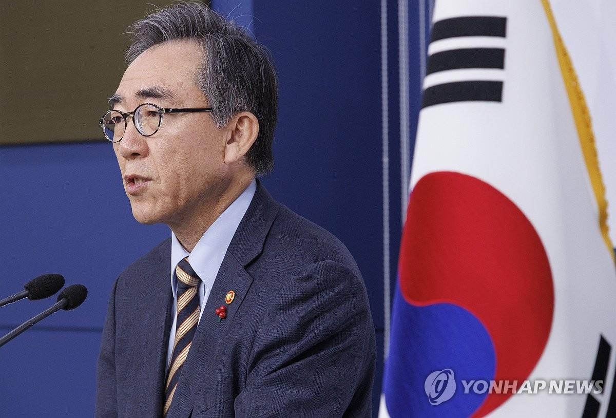 S. Korea's top diplomat expected to cement stance with U.S., Japan ...