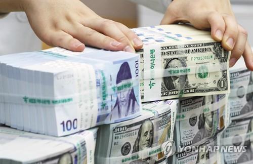 Financial authorities set to extend trading hours of won-U.S. dollar from July - 1