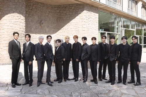 K-pop boy group Seventeen is seen in this photo provided by Pledis Entertainment. (PHOTO NOT FOR SALE) (Yonhap)