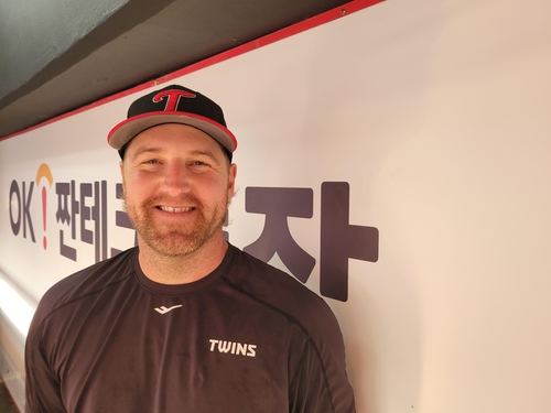 LG Twins starter Dietrich Enns poses for a photo after an interview with Yonhap News Agency at KT Wiz Park in Suwon, Gyeonggi Province, on Oct. 8, 2024, before a Korea Baseball Organization postseason game against the KT Wiz. (Yonhap)