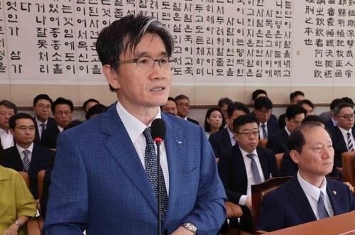 Oh Dong-woon, chief of the Corruption Investigation Office for High-ranking Officials (Yonhap)