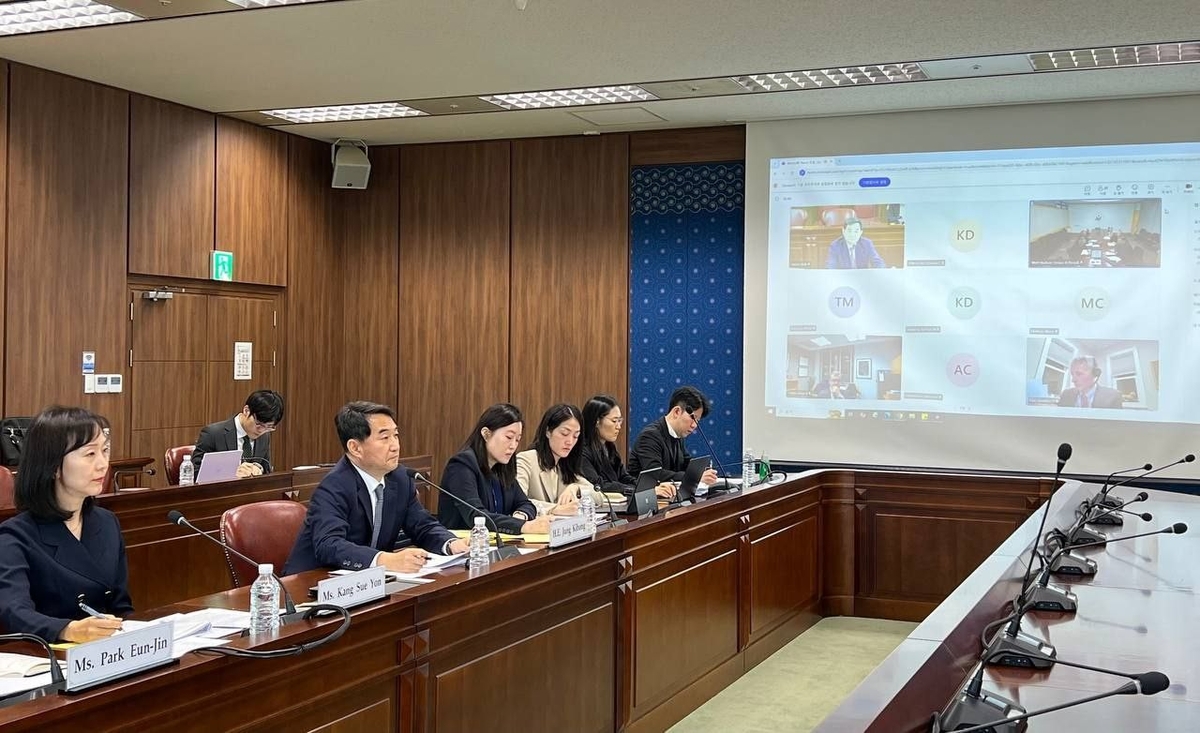 Seoul, Washington agree to seek practical support for S. Korean businesses' entry into America