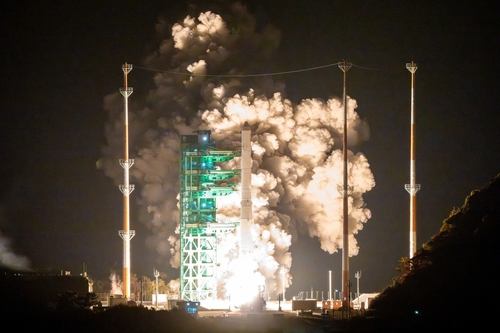 S. Korea confirms successful 4th Nuri rocket launch; main satellite establishes contact