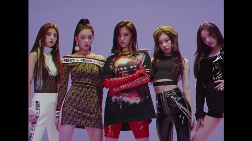 JYP dévoile son nouveau girls band, ITZY