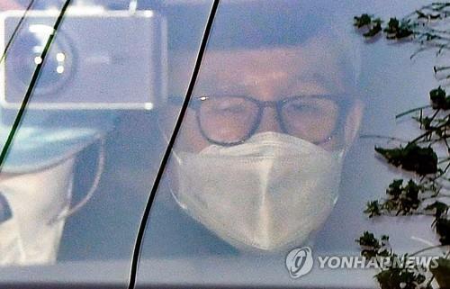 実刑確定の李明博元大統領を再収監　拘置所で独房生活へ＝韓国