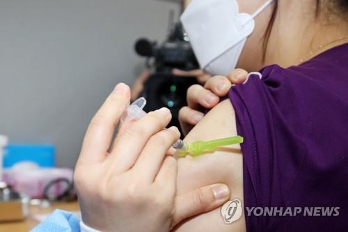ファイザー製ワクチン　満１６歳以上への接種許可＝韓国