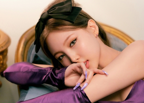 ＴＷＩＣＥのナヨン（ＪＹＰエンターテインメント提供）＝（聯合ニュース）≪転載・転用禁止≫