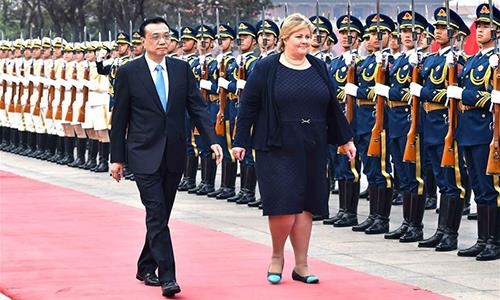 중국을 방문한 에르나 솔베르그 노르웨이 총리 [신화사]