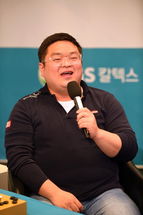 노래 부르는 이호승